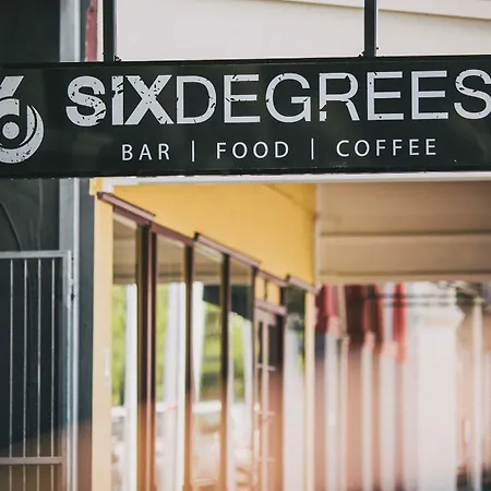Six Degrees Motel-2